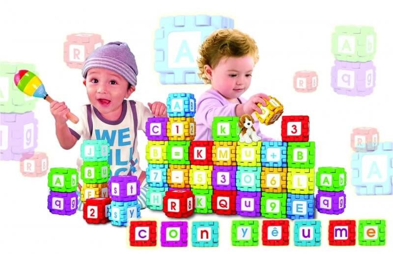 Cho con học lý thuyết và thực hành song song. (Ảnh: Sưu tầm internet)