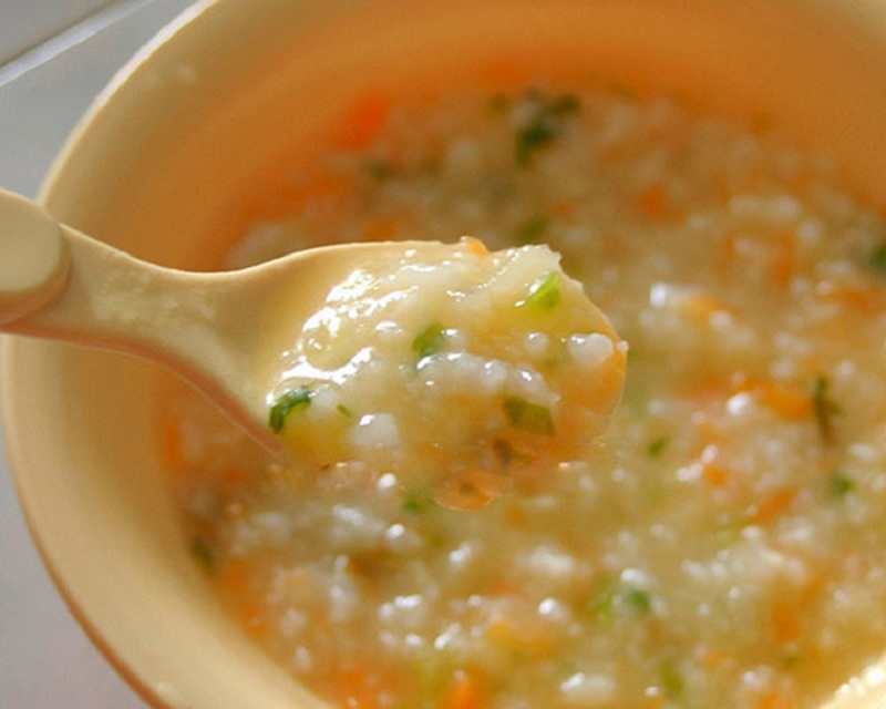 Ăn dặm ngày mấy lần. (Ảnh: Sưu tầm Internet)