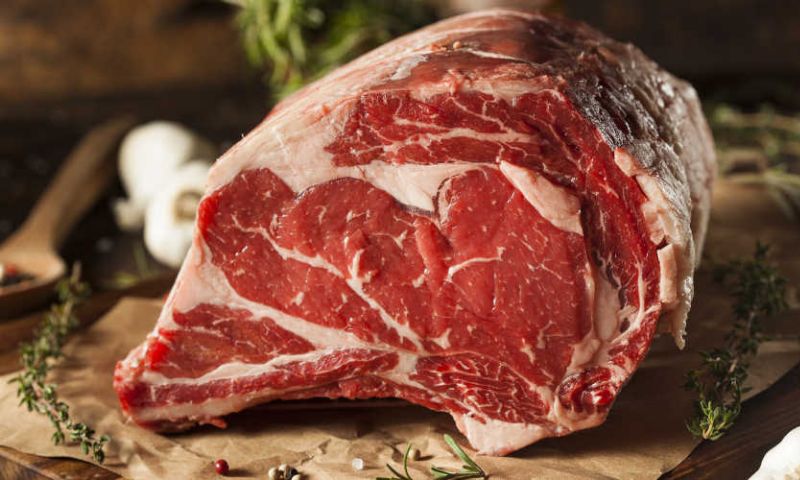 Kiêng ăn những món ăn có thịt bò khi chăm sóc trẻ bị bỏng độ 2 (Nguồn: Sưu tầm internet)