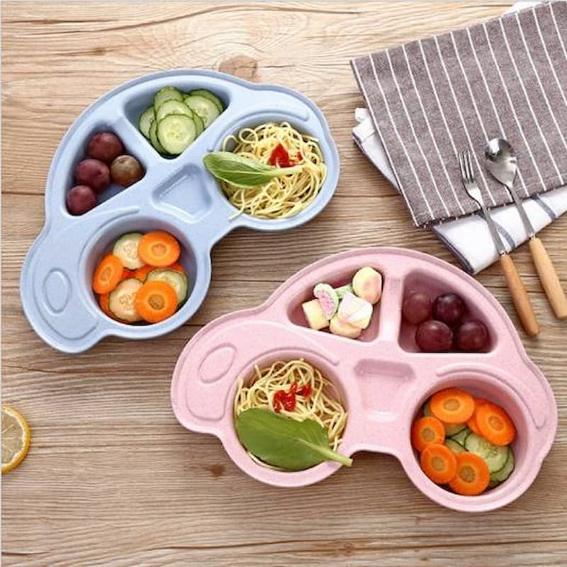 Mẫu bát ăn dặm Combi dành cho bé mới tập ăn dặm. (Ảnh: sưu tầm internet)