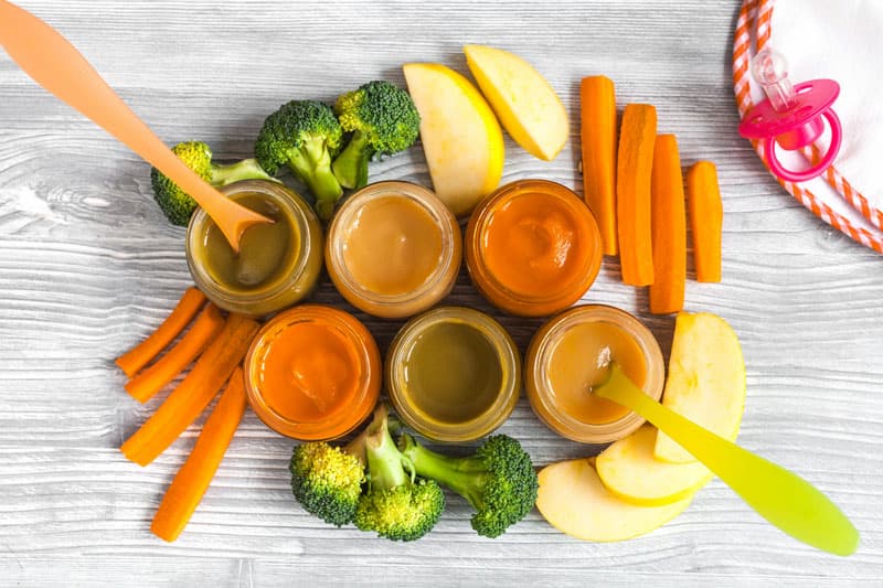 Dưỡng chất cần thiết trong bữa ăn dặm buổi sáng của trẻ. (Ảnh: Sưu tầm Internet)