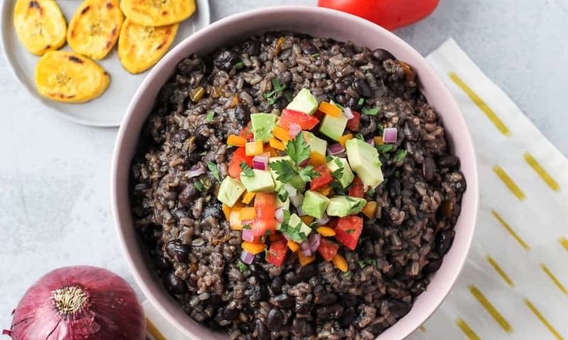 Cháo đỗ đen gạo lứt thơm ngon. (Nguồn: Internet)