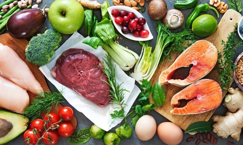 Bổ sung đầy đủ dưỡng chất khiến cơ thể khỏe mạnh. (Ảnh: Sưu tầm Internet)
