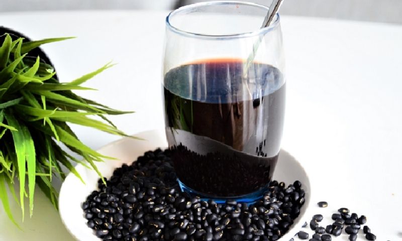 Nước đậu đen giúp giảm cân hiệu quả. (Nguồn: Internet)