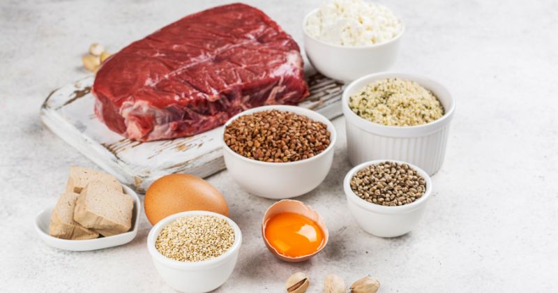 Bổ sung các thực phẩm giàu dinh dưỡng tốt cho mẹ và bé (Ảnh: Sưu tầm Internet)