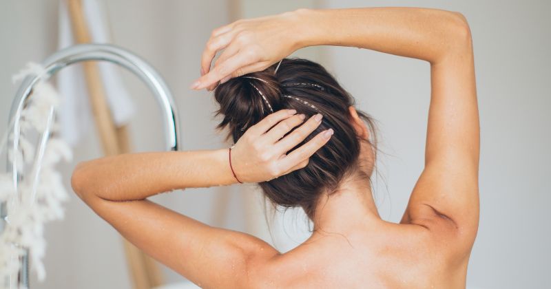 Chị em ở cữ sau sinh vào mùa hè cần giữ vệ sinh cá nhân sạch sẽ. (Nguồn: Sưu tầm Internet)