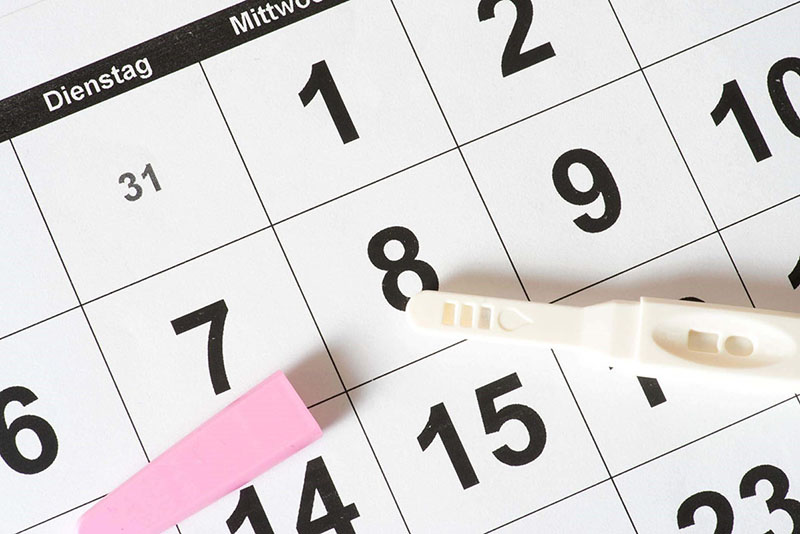 Tính ngày thụ thai cho chị em có chu kỳ kinh đến 32 ngày. (Ảnh: Internet)