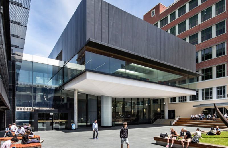 Chứng chỉ IELTS cần thiết cho các bạn đi du học tại các nước nói tiếng Anh. (Ảnh: Sưu tầm Internet)