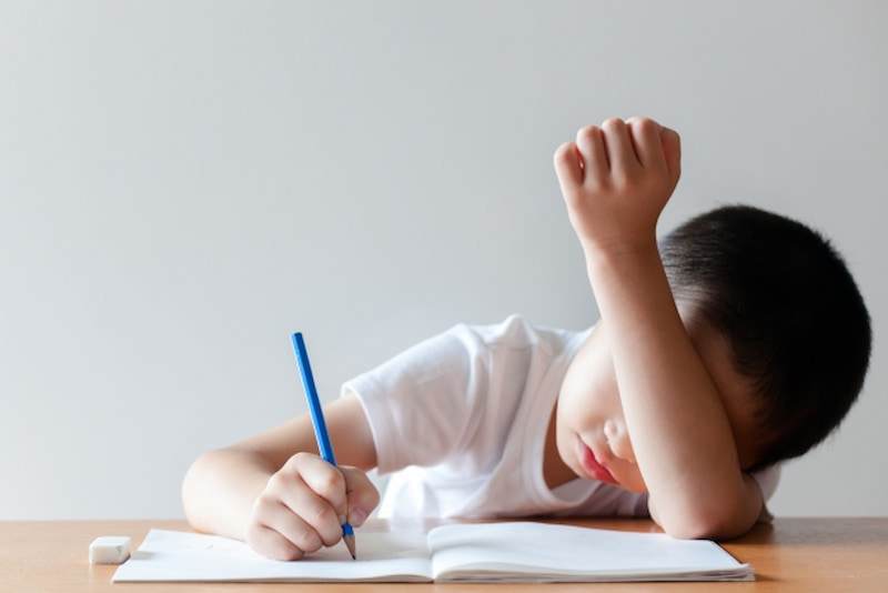 Nếu không có phương pháp học đúng đắn dễ khiến bé cảm thấy chán học. (Ảnh: Internet)