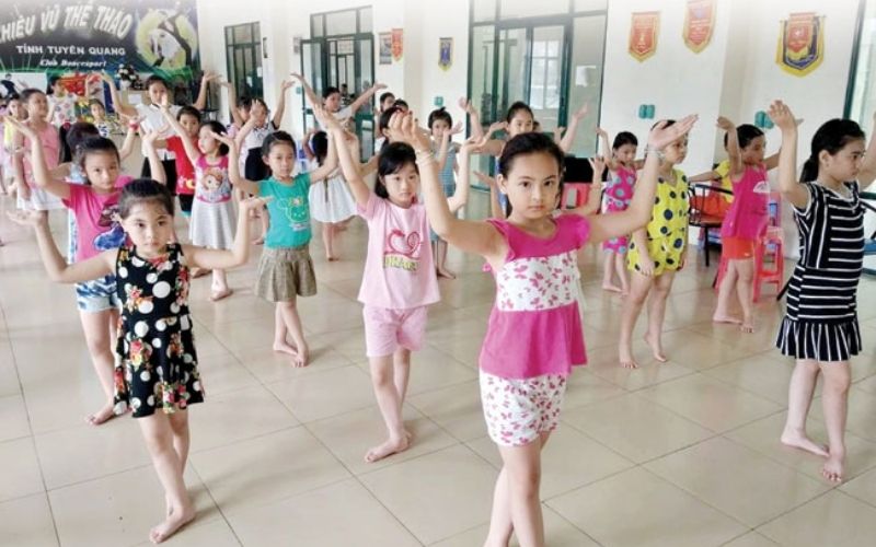 Cách chọn váy múa Ballet cho bé gái thích mê - Kids Art&Music Saigon