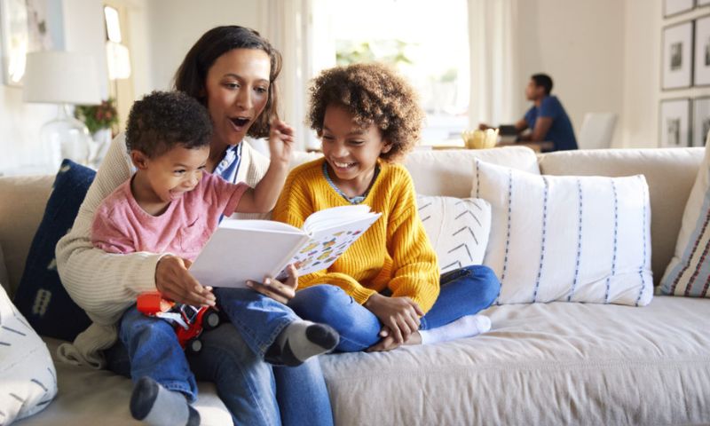 Điều chỉnh cảm xúc để giao tiếp tốt hơn. (Ảnh: Nguồn Internet)