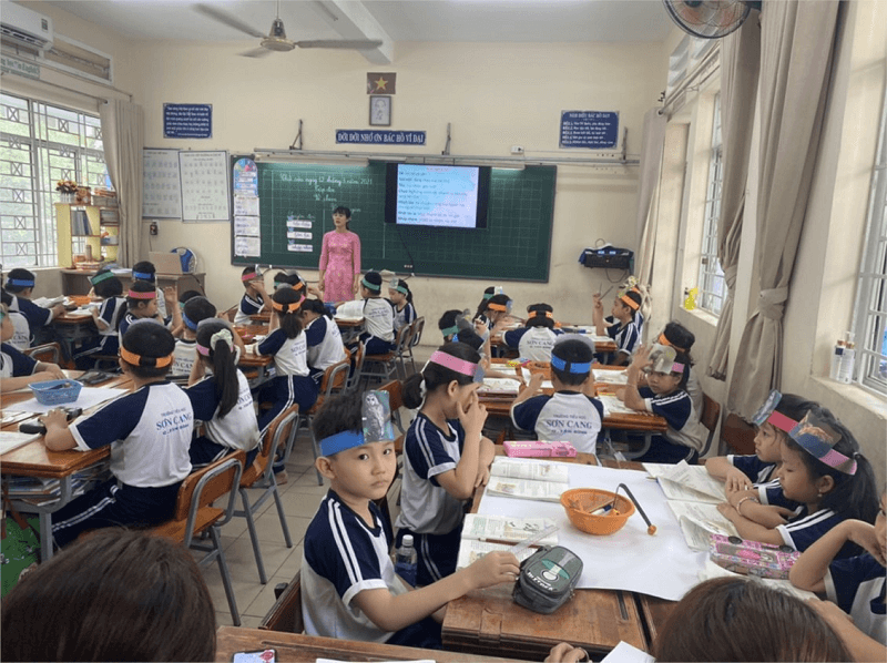 Dạy học tiếng Việt thông qua các môn nghệ thuật đang được áp dụng hiệu quả. (Ảnh: Sưu tầm internet)