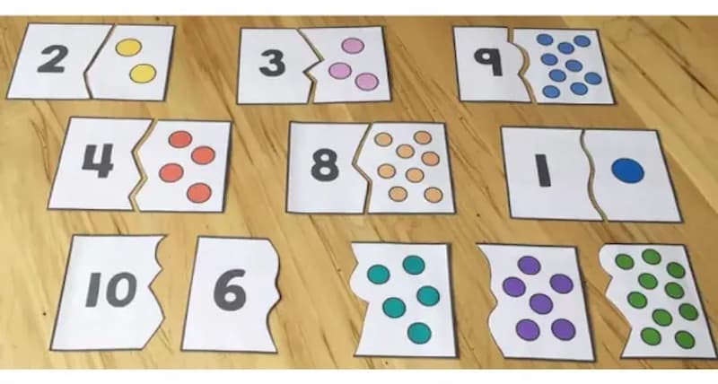 Cho bé học toán kết hợp với trò chơi. (Ảnh: Sưu tầm internet)