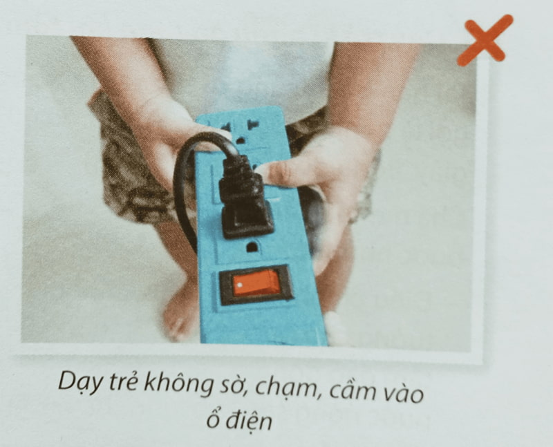 Không tự ý di chuyển thiết bị điện trong nhà. (Ảnh: Internet)