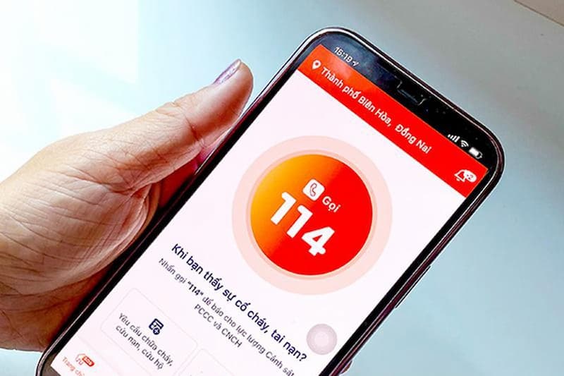 Gọi ngay 114 nếu con phát hiện có đám cháy. (Ảnh: Internet)