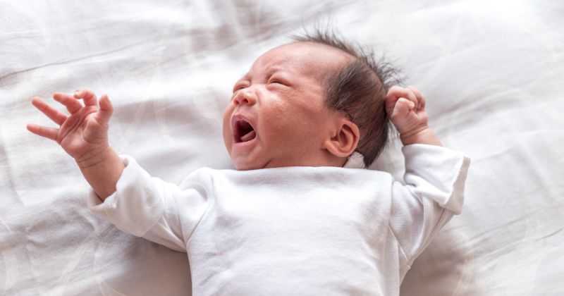 Biểu hiện khi trẻ dị ứng protein trong sữa mẹ. (Ảnh: Sưu tầm Internet)