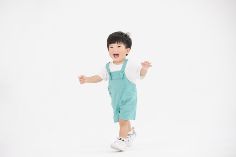 Tr&iacute; n&atilde;o của trẻ nhỏ li&ecirc;n tục ph&aacute;t triển với tốc độ nhanh ch&oacute;ng. (Ảnh: Sưu tầm Internet)