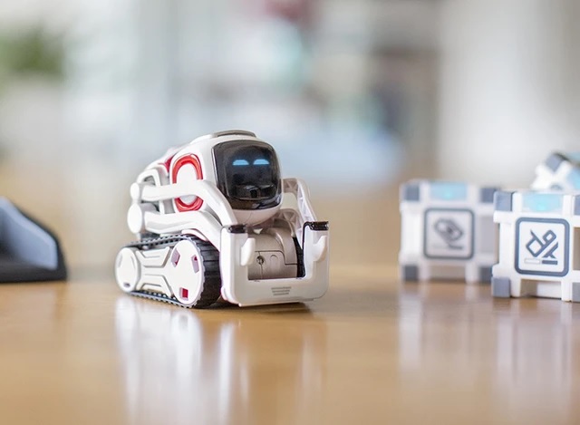 Robot thông minh Anki Cozmo (Ảnh: jola.vn)