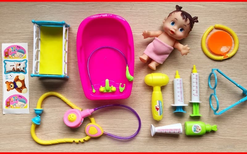 Đồ chơi tập làm bác sĩ. (Ảnh: Sưu tầm Internet)