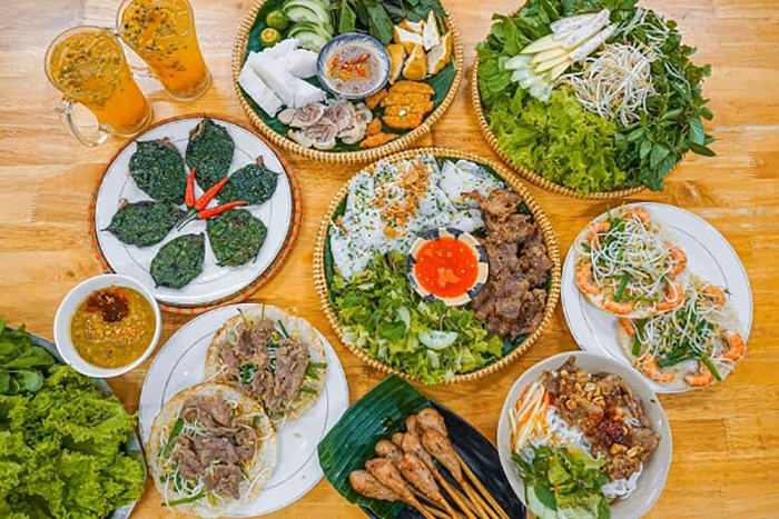 Tại Đà Nẵng có nhiều đặc sản ngon nên thưởng thức. (Ảnh: Sưu tầm internet)