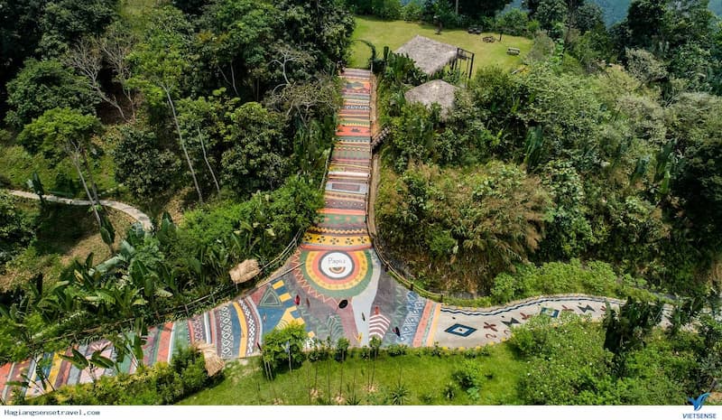 Papiu - Khu nghỉ dưỡng sang chảnh bậc nhất Hà Giang. (Ảnh: Internet)