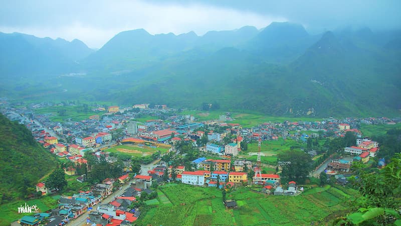 Toàn cảnh thị trấn Mèo Vạc. (Ảnh: Internet)