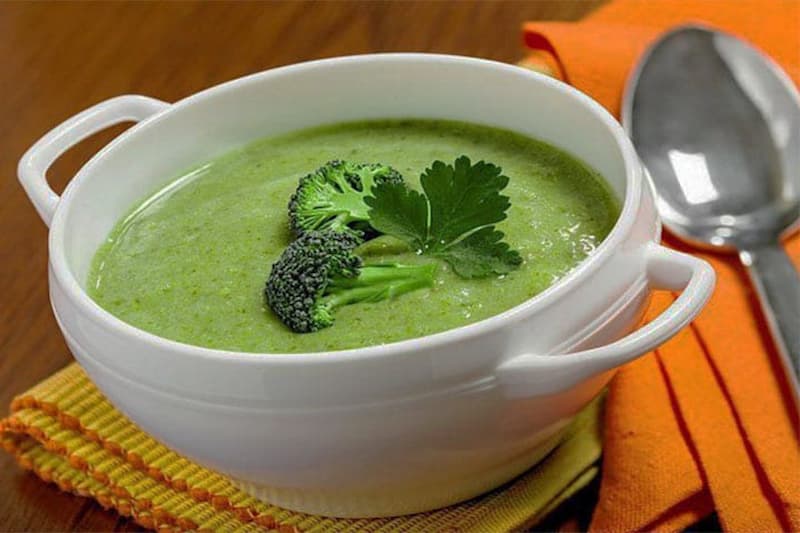 Lưu ý khi cho bé ăn dặm cháo ếch. (Ảnh: sưu tầm internet)