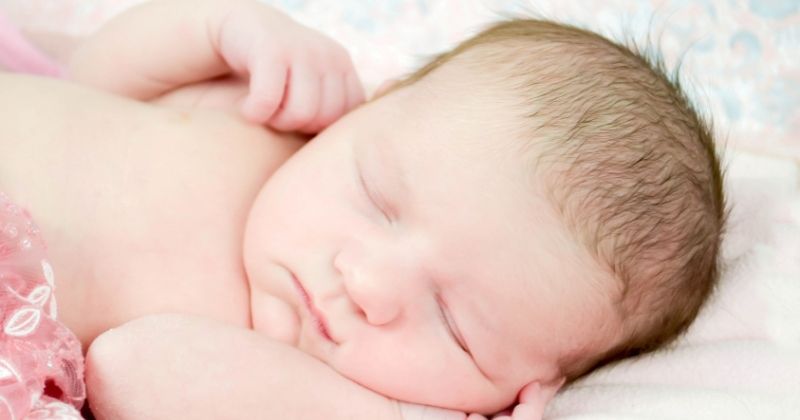 Giấc ngủ đóng vai trò quan trọng trong quá trình phát triển của trẻ(Ảnh: Sưu tầm Internet)
