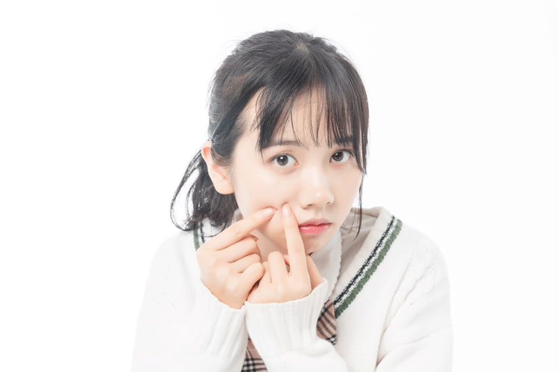 Lúc này trẻ đã bắt đầu giai đoạn tiền dậy thì. (Ảnh: Lovepik.com)