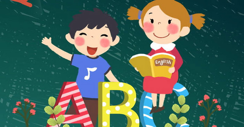 Những bài giới thiệu mẫu là nguồn tham khảo hữu ích đối với các con. (Ảnh: Sưu tầm Internet)