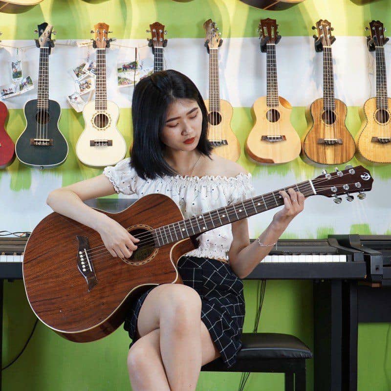 Những sai lầm cần tránh khi học guitar. (Ảnh: Internet)