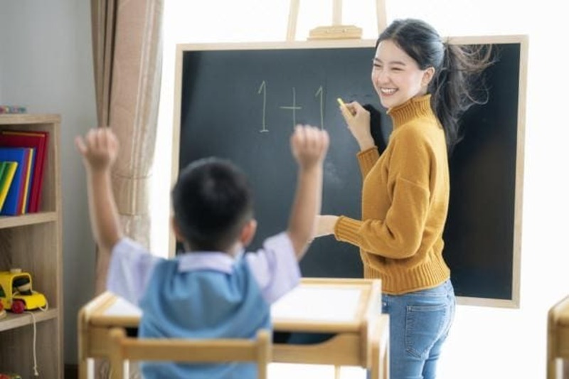 Chương trình GDPT mới giúp bé học toán theo hướng phát triển năng lực nhiều hơn. (Ảnh: Hachium)