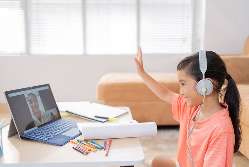 Các hình thức học tiếng Anh online phổ biến. (Ảnh: Internet)