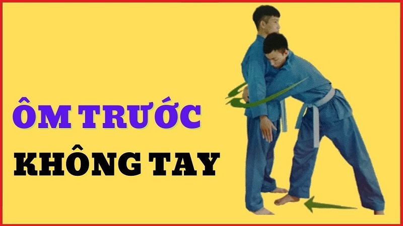 Kỹ thuật ôm sau không tay. (ảnh: Sưu tầm internet)