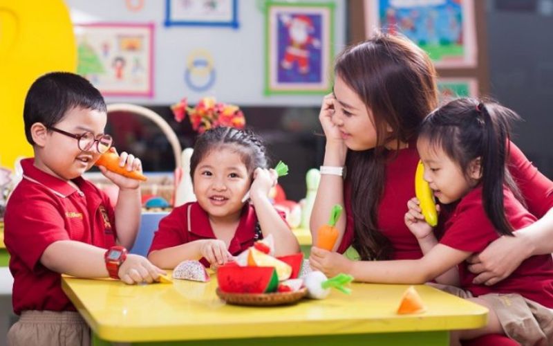 Thông qua các hoạt động học tập thú vị, trẻ sẽ rèn luyện tính chủ động (Ảnh: Sưu tầm internet)