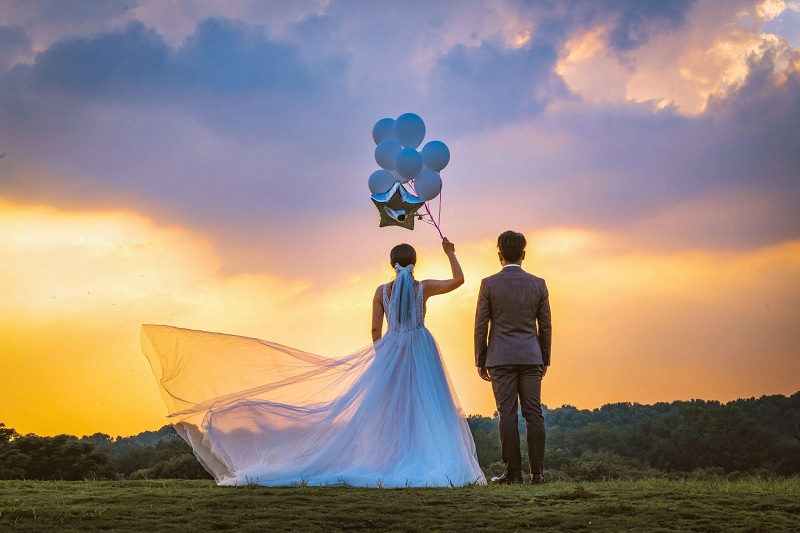 Kết hôn là việc mà hai người chính thức là vợ chồng dưới sự công nhận của pháp luật. (Ảnh: Sưu tầm internet)