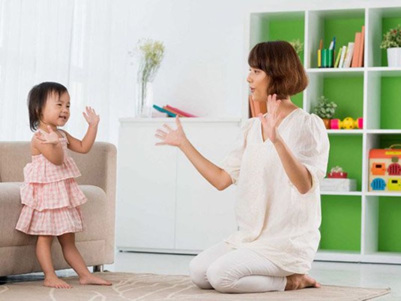 Những lưu ý khi áp dụng phương pháp giáo dục kỷ luật tích cực cho trẻ mầm non (Ảnh: sưu tầm Internet)