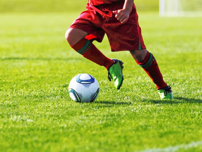 Kỹ thuật khống chế bóng sệt. (Ảnh: Internet)