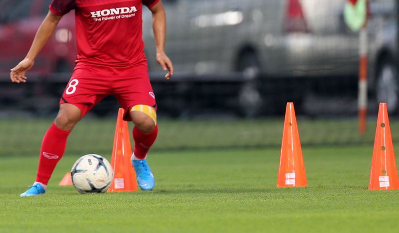 Các kỹ thuật dẫn bóng. (Ảnh: Internet)