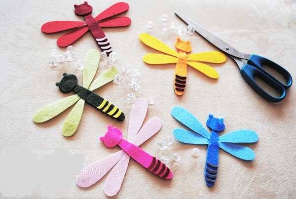 Chuồn chuồn nhựa cho bé. (Ảnh: Sưu tầm internet)