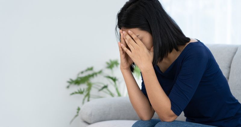 Cho con bú sữa mẹ giảm nguy cơ bị trầm cảm sau sinh (Ảnh: Sưu tầm Internet)