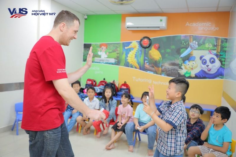 Trung tâm tiếng anh cho bé 4 tuổi: Anh văn Hội Việt Mỹ VUS. (Ảnh: VUS)