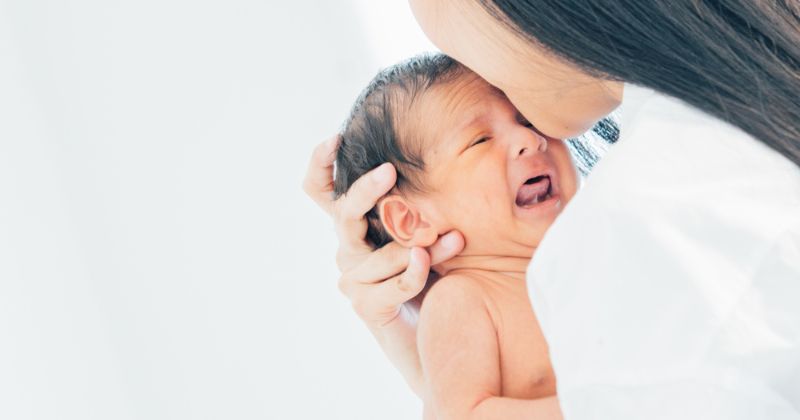 Áp lực khi làm mẹ dẫn đến tình trạng mất ngủ (Ảnh: Sưu tầm Internet)