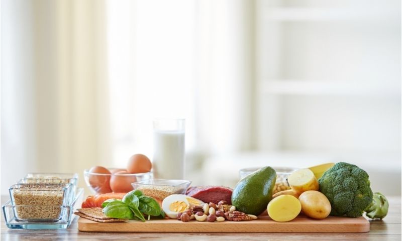 Dinh dưỡng của mẹ đóng vai trò rất quan trọng đến chất lượng của sữa. (Nguồn: Internet)