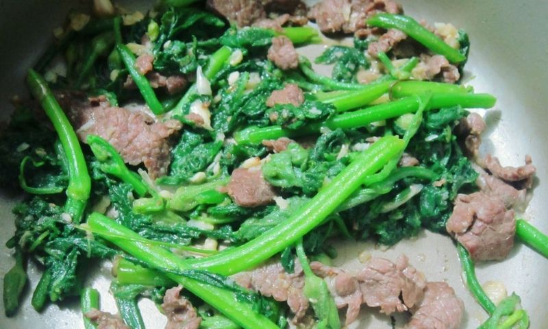 Thịt bò kết hợp cùng rau bí vô cùng ngon miệng và bổ dưỡng. (Nguồn: Internet)