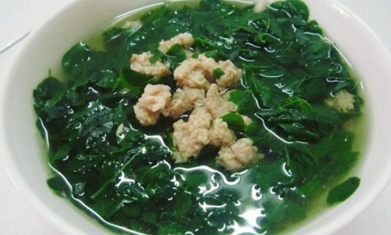 Canh rau ngót ngọt mát, chứa nhiều dinh dưỡng. (Nguồn: Internet)