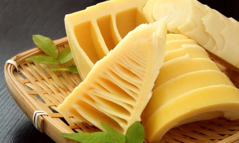 Mẹ mới sinh nên hạn chế ăn măng. (Ảnh: Nguồn Internet)