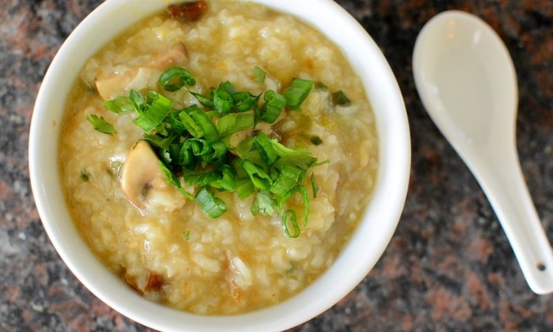 Cháo cá chép thơm ngon, gọi sữa mẹ về. (Ảnh: Nguồn Internet)