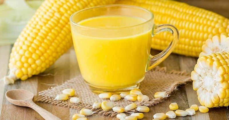 Sữa bắp giúp bảo vệ sức khỏe mắt cho mẹ sau sinh (Ảnh: Sưu tầm Internet)