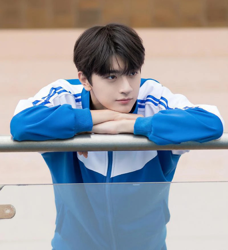 Yêu thương bản thân, quý trọng chính bản thân mình là điều bé cần ghi nhớ. (Ảnh: Nguồn Internet)